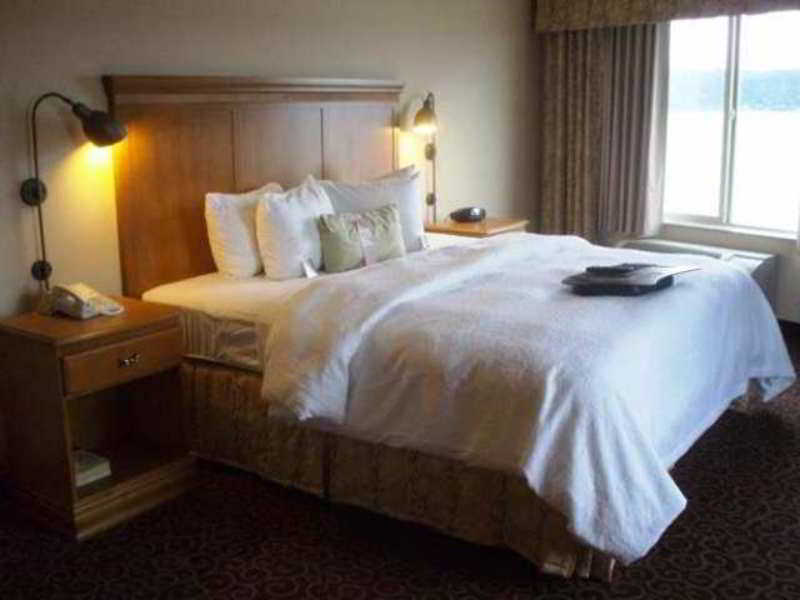 Hampton Inn & Suites ברמרטון חדר תמונה